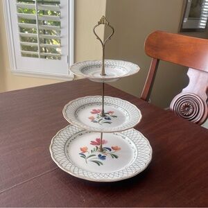 Provincial Design By Nikko Scalloped Gold Rim 3-Tier High Tea Serving Plate;14”